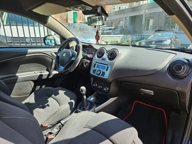Alfa Romeo MiTo MiTo 1.4 105 CV M.air S&S Distinctive - Foto 10