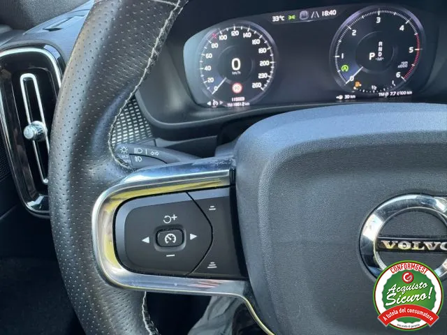 Volvo XC40 D4 AWD Geartronic R-design - Foto 3