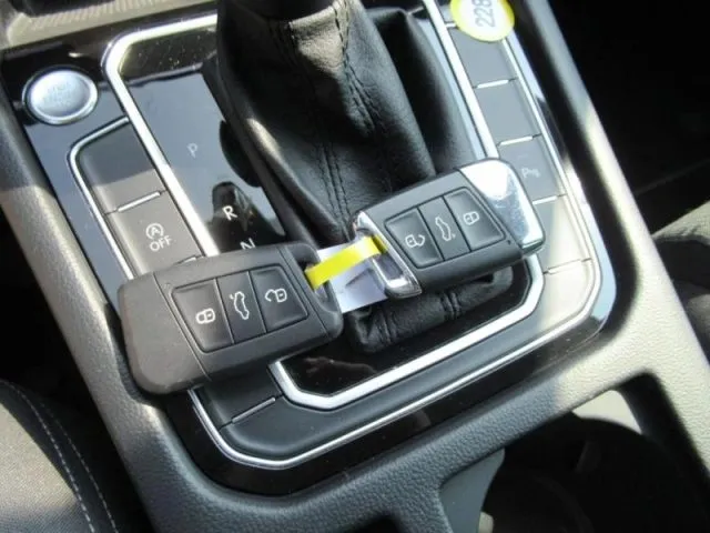 Volkswagen Passat 1.6 TDI DSG 120 Cv Business BMT Automatic Navi - Foto 5