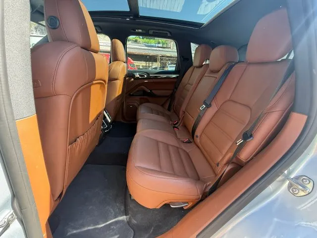 Porsche Cayenne PLATINUM EDITION - Foto 13