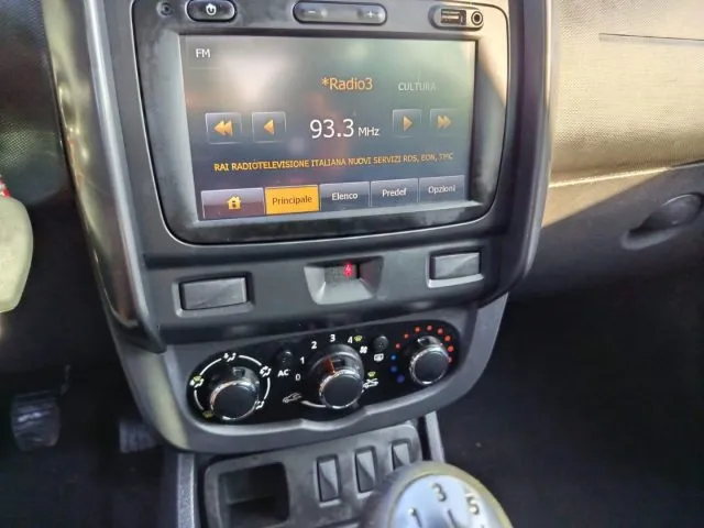 Dacia Duster 1.6 110CV 4x2 GPL Lauréate - Foto 10