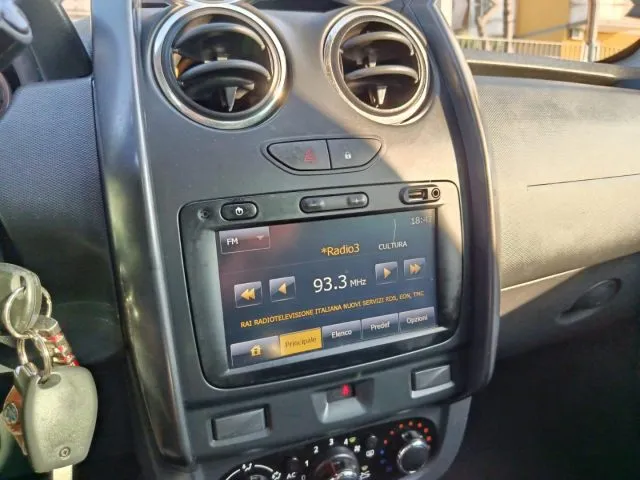 Dacia Duster 1.6 110CV 4x2 GPL Lauréate - Foto 11