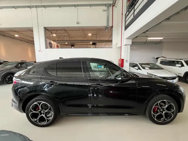 Alfa Romeo Stelvio Stelvio 2.2 T.diesel 210CV AT8 Q4 Veloce - Foto 5