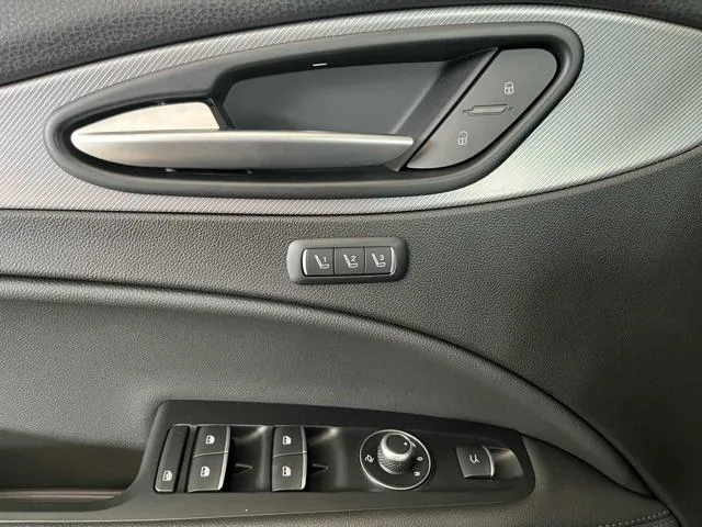 Alfa Romeo Stelvio Stelvio 2.2 T.diesel 210CV AT8 Q4 Veloce - Foto 8