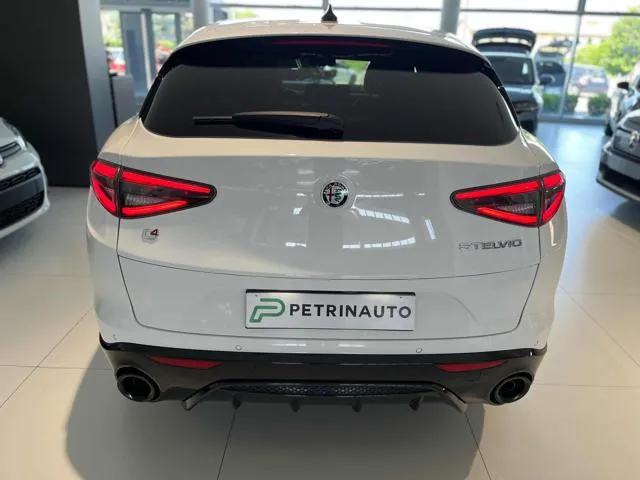 Alfa Romeo Stelvio Stelvio 2.2 T.diesel 210CV AT8 Q4 Veloce - Foto 7