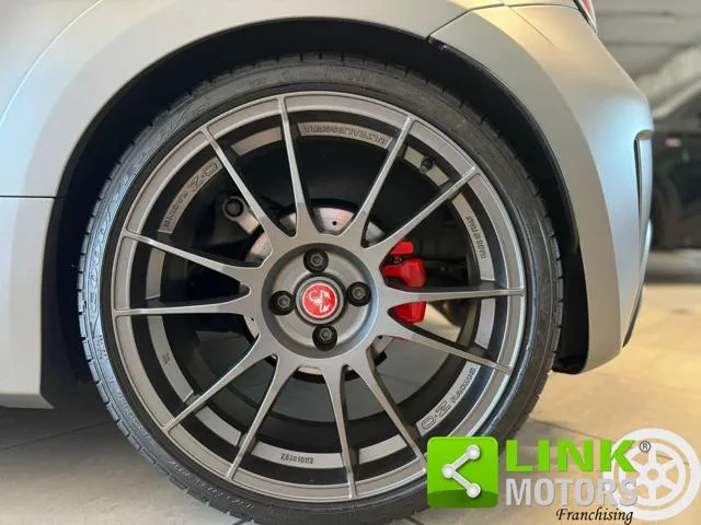 Abarth 695 695 1.4 Turbo T-Jet 190 CV Biposto - Foto 6