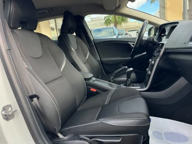 Volvo V40 V40 D2 R-design - Foto 12