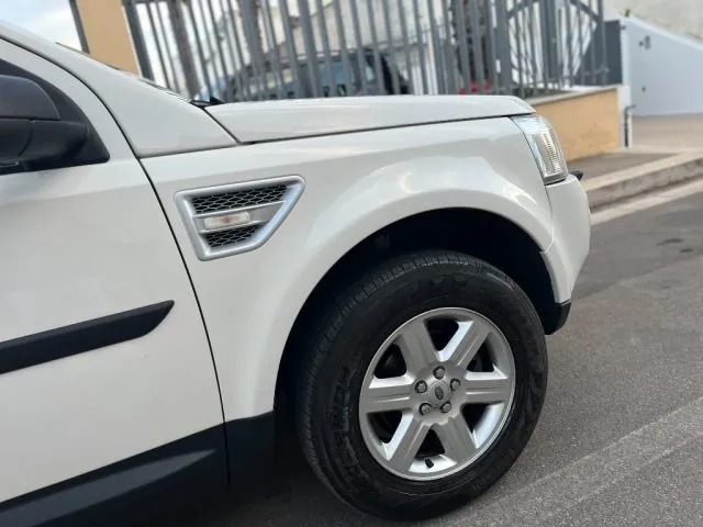 Land rover Freelander Freelander 2.2 TD4 S.W. Sport Lim. Ed. - Foto 3