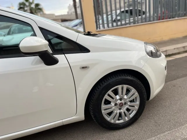 Fiat Punto 1.3MJT Lounge - Foto 3