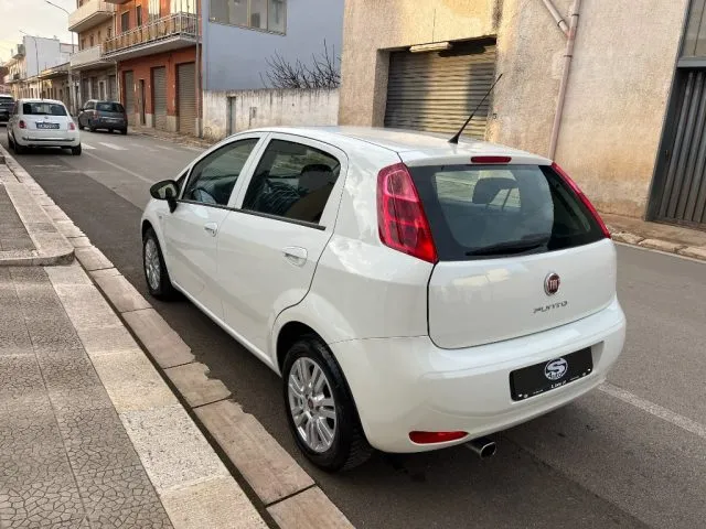 Fiat Punto 1.3MJT Lounge - Foto 7