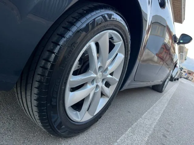 Peugeot 508 508 1.6 e-HDi 115 ETG6 S&S SW Ciel All. - Foto 4