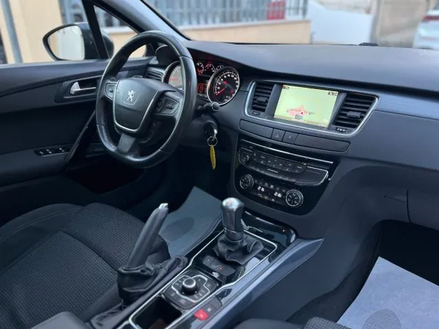 Peugeot 508 508 1.6 e-HDi 115 ETG6 S&S SW Ciel All. - Foto 13