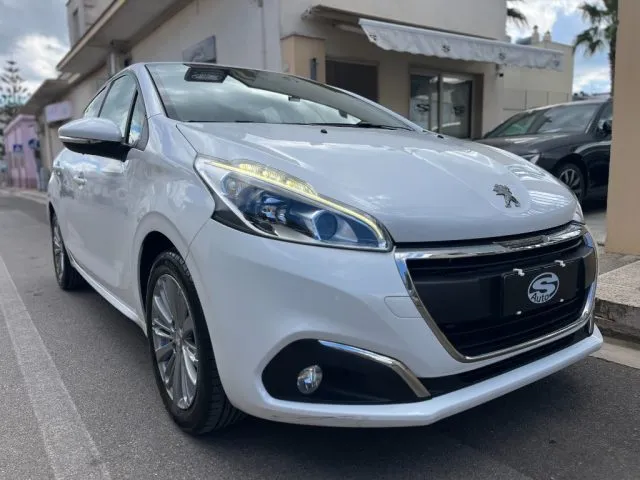 Peugeot 208 208 PureTech 82 5p. Allure - Foto 2