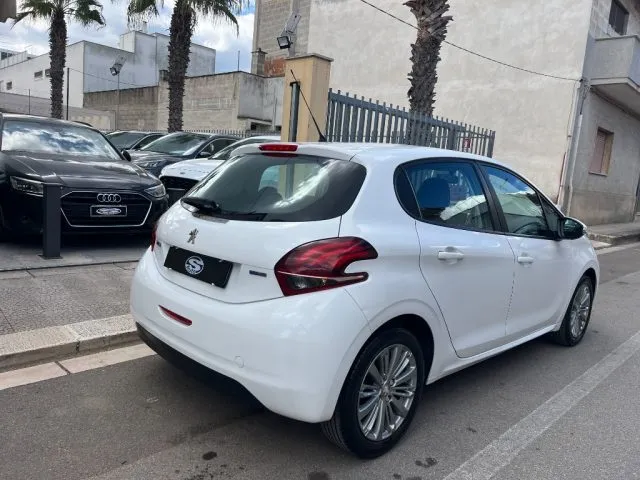Peugeot 208 208 PureTech 82 5p. Allure - Foto 4
