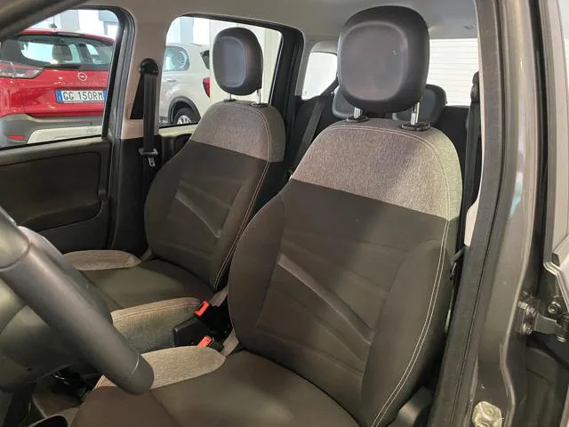 Fiat Panda 1.0 FireFly S&S Hybrid City Life - Foto 6