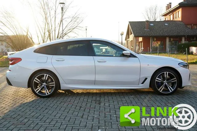 Bmw 640 i GT 333CV MHEV xDrive Steptronic M SPORT - 2021 - Foto 7