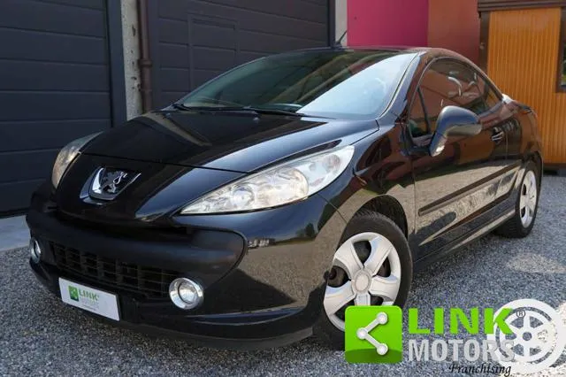 Peugeot 207 207 1.6 VTi 120 CV CC Féline - Foto 4