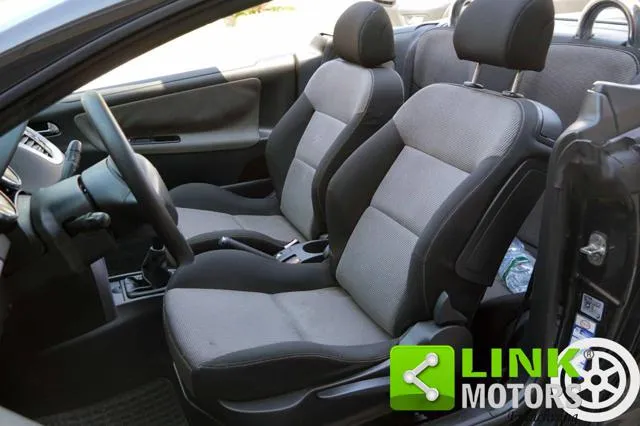Peugeot 207 207 1.6 VTi 120 CV CC Féline - Foto 8