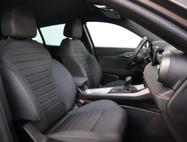 Alfa Romeo Tonale 1.3 280CV PHEV AT6 Q4 Ti *PROMO PARISI GROUP* - Foto 11