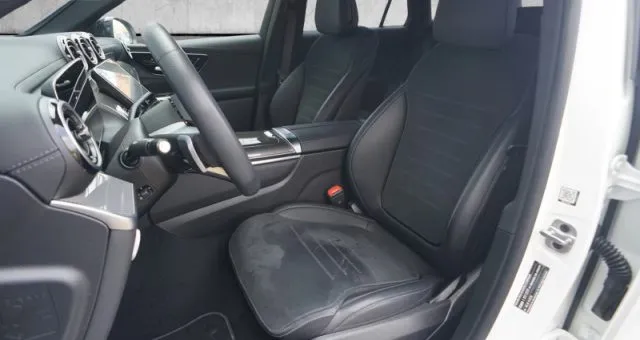 Mercedes-Benz GLC 300 d 4Matic Mild Hybrid AMG Line Premium - Foto 6