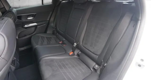 Mercedes-Benz GLC 300 d 4Matic Mild Hybrid AMG Line Premium - Foto 23