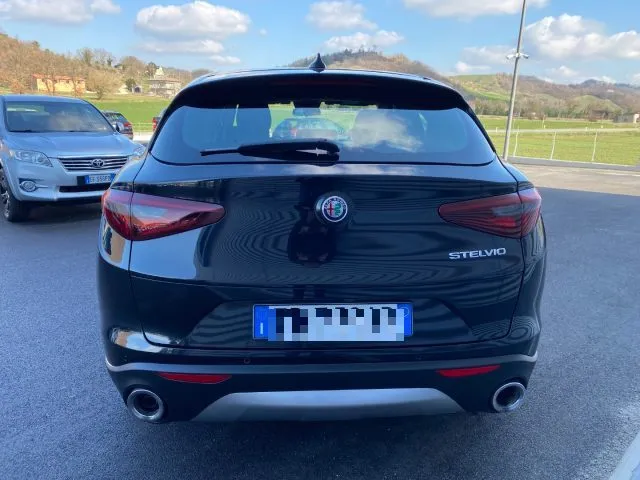 Alfa Romeo Stelvio Stelvio 2.2 T.diesel 210CV AT8 Q4 Veloce - Foto 6