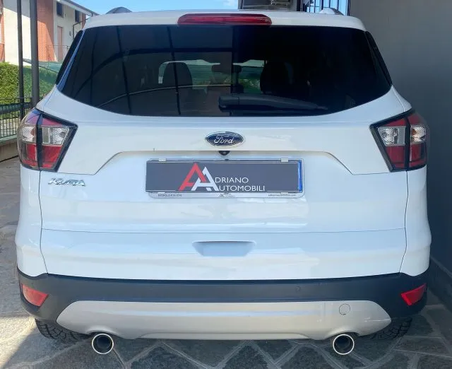 Ford Kuga 2.0 TDCI 150 CV Start&Stop 4WD Titanium - Foto 3