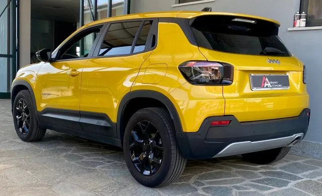 Jeep Avenger Avenger 1.2 Turbo Altitude - Foto 17