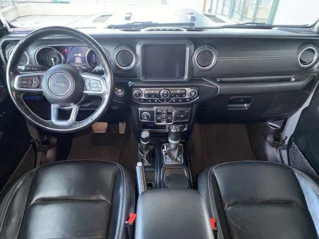 Jeep Wrangler Unlimited 2.0 PHEV ATX 4xe Sahara - Foto 9