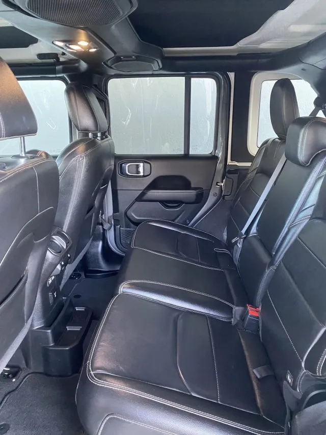 Jeep Wrangler Unlimited 2.0 PHEV ATX 4xe Sahara - Foto 25