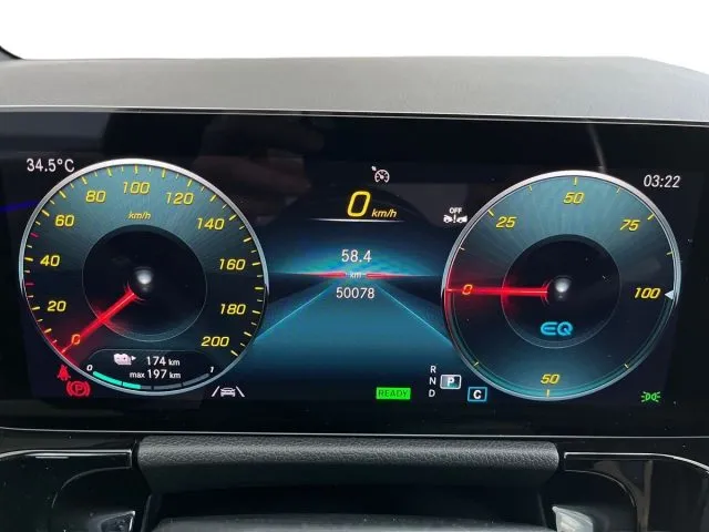 Mercedes-Benz EQA 250+ Sport Plus - Foto 8