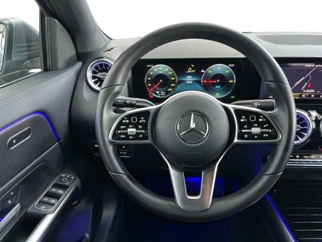 Mercedes-Benz EQA 250+ Sport Plus - Foto 11