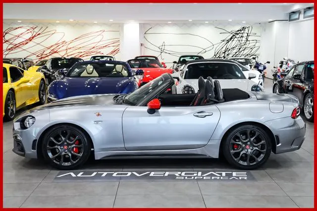 Abarth 124 Spider 124 Spider 1.4 Turbo MultiAir AT 170 CV - Foto 4