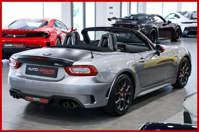 Abarth 124 Spider 124 Spider 1.4 Turbo MultiAir AT 170 CV - Foto 7