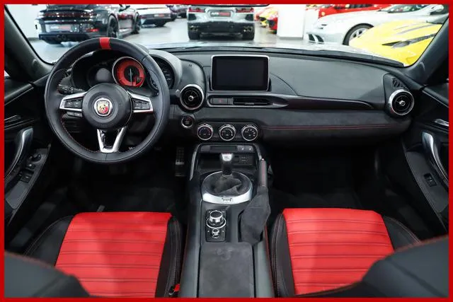 Abarth 124 Spider 124 Spider 1.4 Turbo MultiAir AT 170 CV - Foto 11