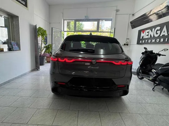 Alfa Romeo Tonale 1.5 160 CV MHEV TCT7 Veloce - Foto 5