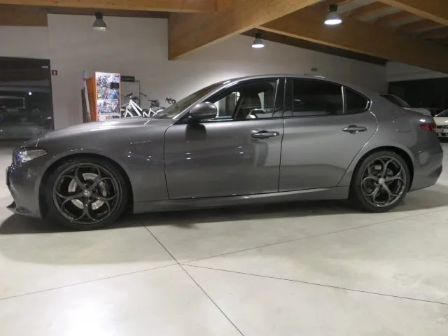 Alfa Romeo Giulia Giulia 2.0 Turbo 280CV AT8 AWD Q4 Veloce - Foto 1