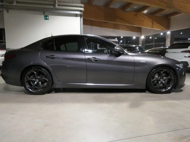 Alfa Romeo Giulia Giulia 2.0 Turbo 280CV AT8 AWD Q4 Veloce - Foto 3