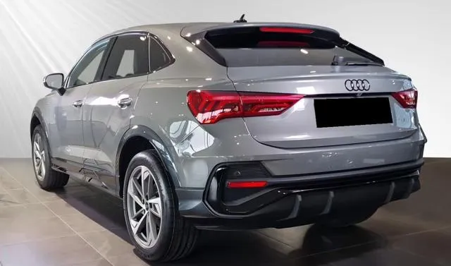 Audi Q3 SPB 35 TFSI S TRONIC S LINE INTERNO ESTERNO 19 LED - Foto 4