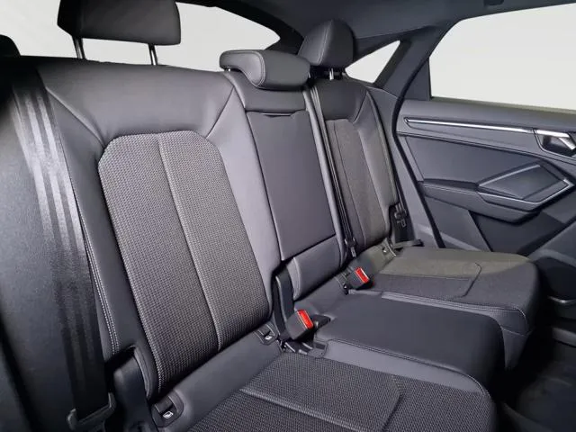 Audi Q3 SPB 35 TFSI S TRONIC S LINE INTERNO ESTERNO 19 LED - Foto 8