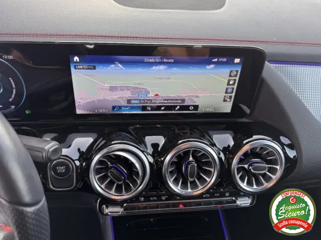 Mercedes-Benz EQA 250+ Premium Plus - Foto 13