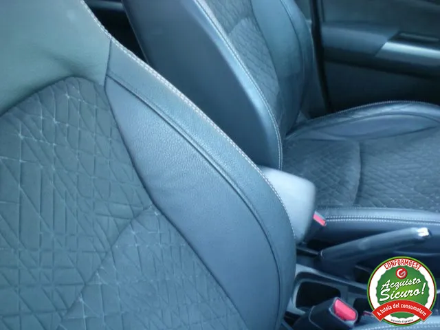 Suzuki Vitara 1.4 Hybrid Starview - PRONTA CONSEGNA - Foto 11
