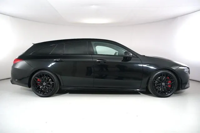 Mercedes-Benz CLA 35 AMG 35 AMG SHOOTING BRAKE - Foto 4