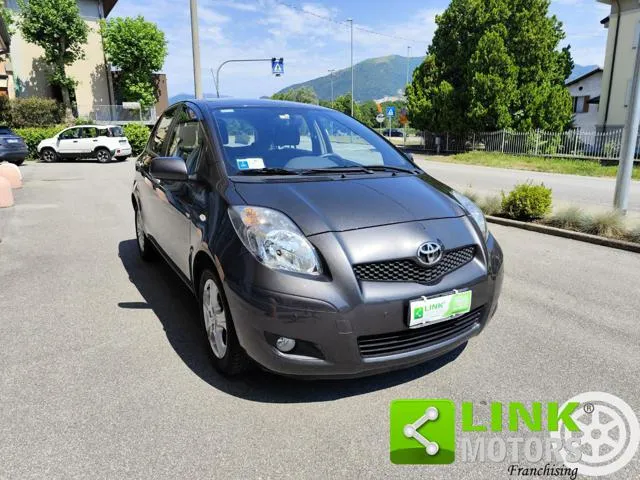 Toyota Yaris 1.3 5 porte M-MT Sol NEOPATENTATI GARANZIA INCL. - Foto 3