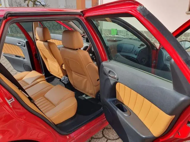 Alfa Romeo 156 2.5i V6 24V cat Sportwagon Distinctive - Foto 8