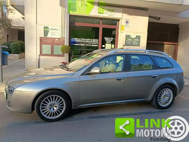 Alfa Romeo 159 159 1.9 JTDm 16V - Foto 1