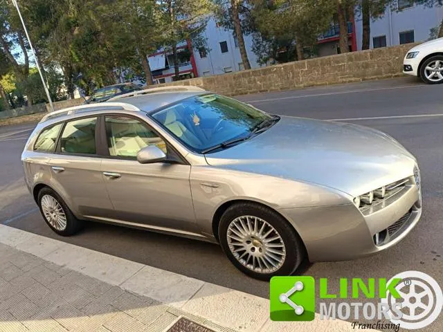 Alfa Romeo 159 159 1.9 JTDm 16V - Foto 2