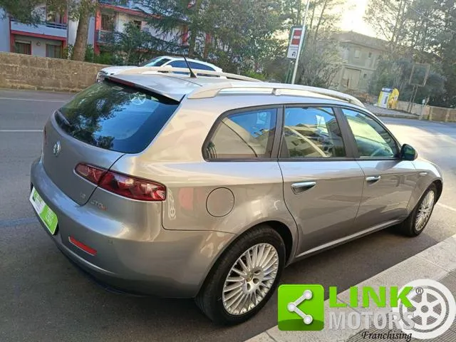Alfa Romeo 159 159 1.9 JTDm 16V - Foto 4