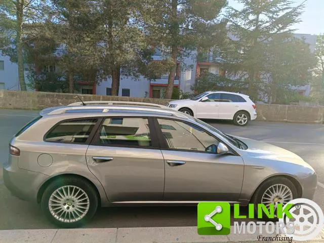 Alfa Romeo 159 159 1.9 JTDm 16V - Foto 6