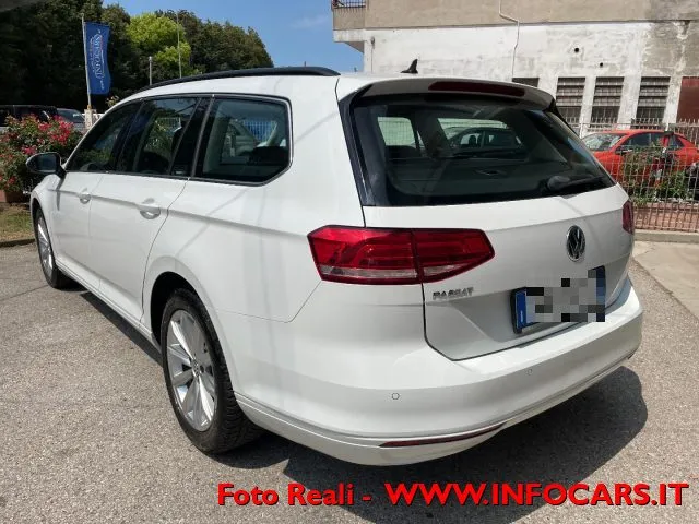 Volkswagen Passat Variant 2.0 TDI Business BlueMotion Tech. PROMO !! - Foto 4